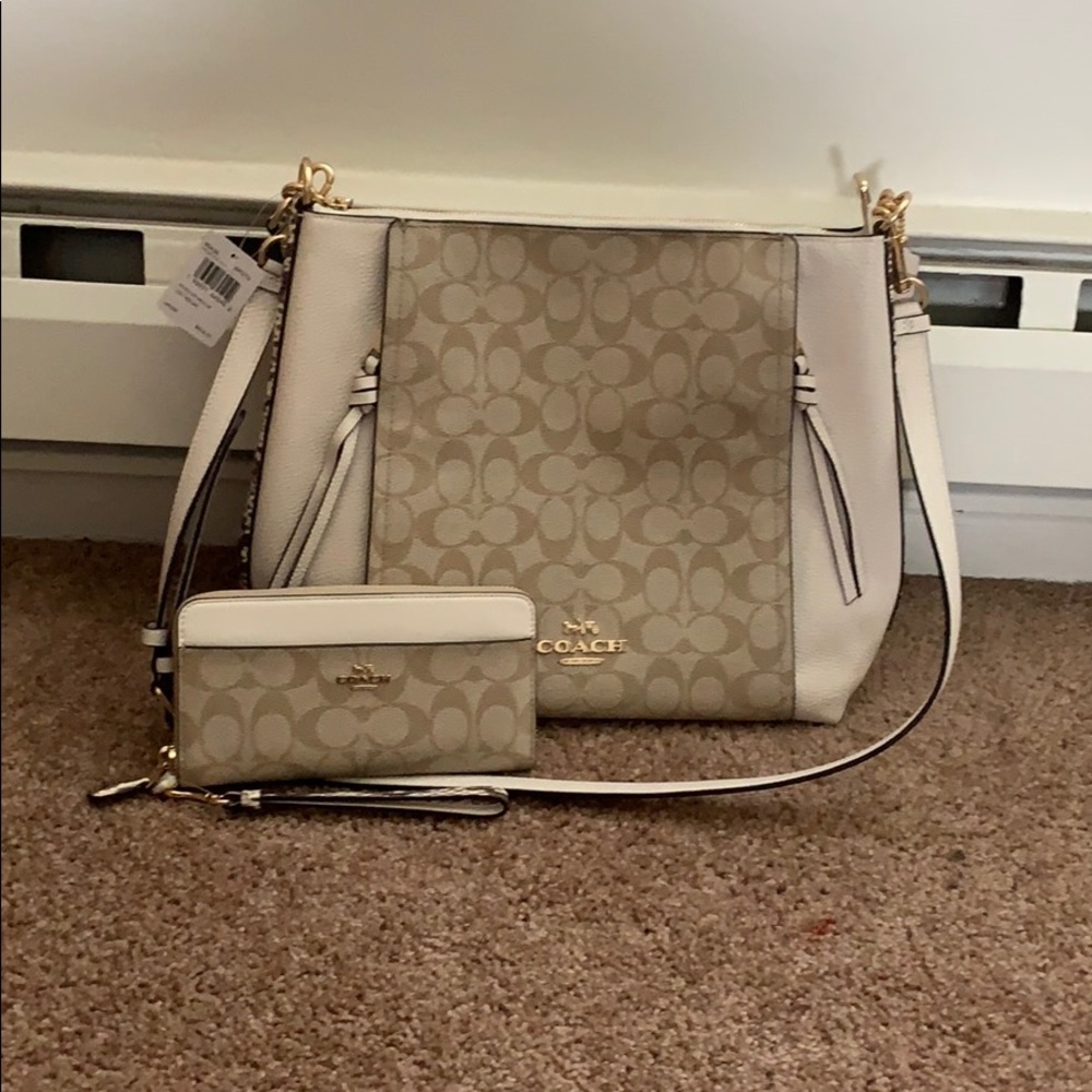 💛RARE Coach White, Light Khaki, Snake Print Set